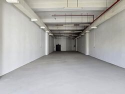L & Y Building (D20), Factory #571676911